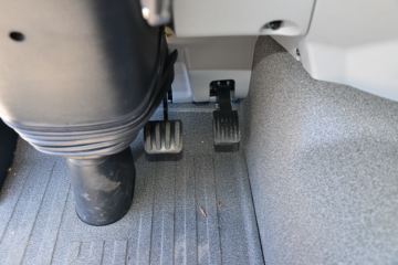  ŷEST  520 6X4 AMTԶǣ()(2.846ٱ)(BJ4259Y6DHL-12)ͼƬ