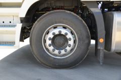 福田 欧曼GTL 基本型 470马力 4X2 AMT自动挡牵引车(国六)(BJ4189Y6ADL-01)