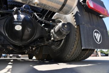  ŷEST  520 6X4 AMTԶǣ()(2.846ٱ)(BJ4259Y6DHL-12)ͼƬ