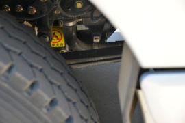 欧曼EST&nbsp;牵引车底盘                                                图片