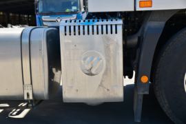 欧曼EST&nbsp;牵引车底盘                                                图片