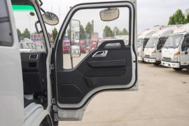 康铃J6&nbsp;载货车驾驶室                                               图片