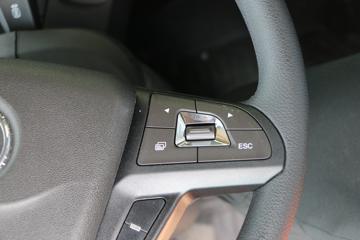 �����ؿ� ����M6000 245���� 4X2 6.85�ײ�դʽ�ػ���(����)(SX5189CCYVB481)ͼƬ