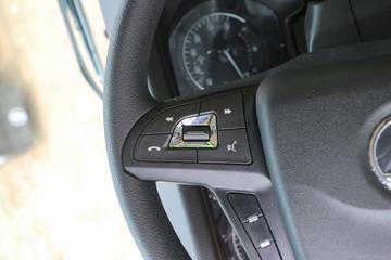 �����ؿ� ����M6000 245���� 4X2 6.85�ײ�դʽ�ػ���(����)(SX5189CCYVB481)ͼƬ