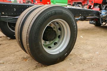 �����ؿ� ����M6000 245���� 4X2 6.85�ײ�դʽ�ػ���(����)(SX5189CCYVB481)ͼƬ