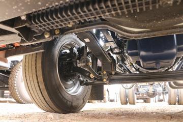 �����ؿ� ����M6000 245���� 4X2 6.85�ײ�դʽ�ػ���(����)(SX5189CCYVB481)ͼƬ