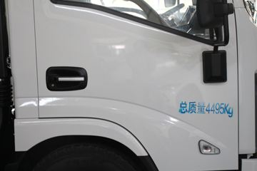 ŷ������ ���� ������ 150���� 4.15�׵�����ʽ�Ῠ(����)ͼƬ