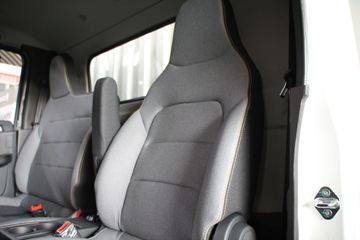 ŷ������ ���� ������ 150���� 4.15�׵�����ʽ�Ῠ(����)ͼƬ