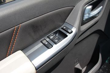 ���� ����M�� 122���� 3.7�׵�������С��(����)(BJ1044V9JA5-AA1)ͼƬ