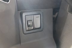 福田 欧马可S1系 轻盈版 122马力 3.7米单排栏板轻卡(国六)(5.125速比)(BJ1044VAJA6-1A)