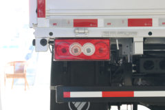 福田 欧马可S1系 轻盈版 122马力 3.7米单排栏板轻卡(国六)(5.125速比)(BJ1044VAJA6-1A)