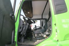 东风商用车 天锦VR重卡 轻量化 350马力 8X4 5.8米自卸车(国六)