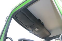 东风商用车 天锦VR重卡 轻量化 350马力 8X4 5.8米自卸车(国六)