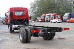 青岛解放 JK6中卡 220马力 4X2 6.75米栏板载货车(国六)(CA1168P28K2L2E6A80)