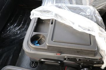 �ൺ��� JK6�п� 220���� 4X2 6.75�������ػ���(����)(CA1168P28K2L2E6A80)ͼƬ