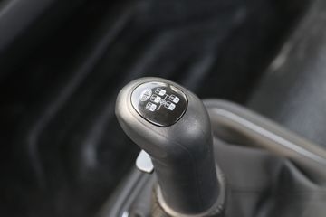 �ൺ��� JK6�п� 220���� 4X2 6.75�������ػ���(����)(CA1168P28K2L2E6A80)ͼƬ