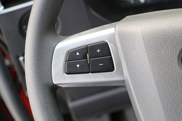 �ൺ��� JK6�п� 220���� 4X2 6.75�������ػ���(����)(CA1168P28K2L2E6A80)ͼƬ