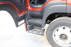 青岛解放 JK6中卡 220马力 4X2 6.75米栏板载货车(国六)(CA1168P28K2L2E6A80)