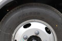 福田 欧马可S1系 轻盈版 130马力 4.17米单排栏板轻卡(国六)(BJ1045V9JD6-F3)
