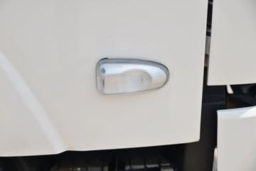 �������ó� ������9 ���˰� 150���� 4X2 4.15�׵�����ʽ�Ῠ(����)ͼƬ