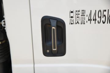 �������ó� ������9 ���˰� 150���� 4X2 4.15�׵�����ʽ�Ῠ(����)ͼƬ