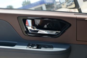 �������ó� ������9 ���˰� 150���� 4X2 4.15�׵�����ʽ�Ῠ(����)ͼƬ