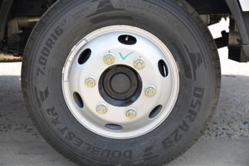 �������ó� ������9 ���˰� 150���� 4X2 4.15�׵�����ʽ�Ῠ(����)ͼƬ