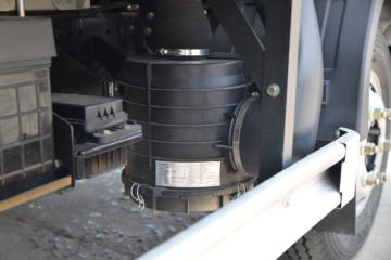 �������ó� ������9 ���˰� 150���� 4X2 4.15�׵�����ʽ�Ῠ(����)ͼƬ