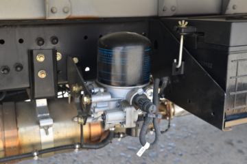 �������ó� ������9 ���˰� 150���� 4X2 4.15�׵�����ʽ�Ῠ(����)ͼƬ