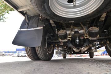 �������ó� ������9 ���˰� 150���� 4X2 4.15�׵�����ʽ�Ῠ(����)ͼƬ