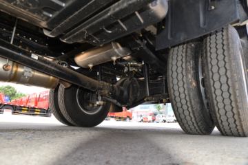 �������ó� ������9 ���˰� 150���� 4X2 4.15�׵�����ʽ�Ῠ(����)ͼƬ