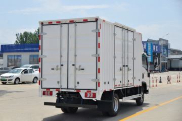 �������ó� ������9 ���˰� 150���� 4X2 4.15�׵�����ʽ�Ῠ(����)ͼƬ