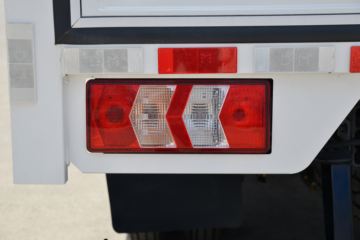 �������ó� ������9 ���˰� 150���� 4X2 4.15�׵�����ʽ�Ῠ(����)ͼƬ