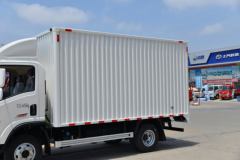 陕汽商用车 轩德翼9 速运版 150马力 4X2 4.15米单排厢式轻卡(国六)(SX5040XXYNP63313)