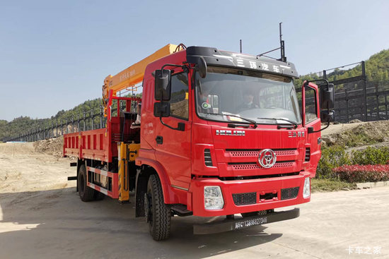 ����ʮͨ ��� 200���� 4X2 �泵��(STQ5188JSQ6)