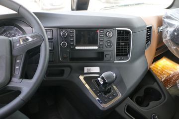 �����ؿ� ����H6000 480���� 6X4AMT�Զ���ǣ����(����)(SX4259RD4Q1)ͼƬ