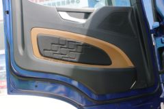 陕汽重卡 德龙H6000 480马力 6X4AMT自动挡牵引车(国六)(SX4259RD4Q1)