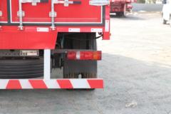 中国重汽 豪沃N5W中卡 220马力 4X2 6.75米仓栅式载货车(ZZ5185CCYK5113E1H)