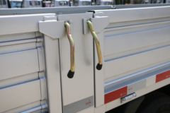 福田 欧马可X 122马力 4.17米单排栏板轻卡(国六)(BJ1044VAJA6-3A)