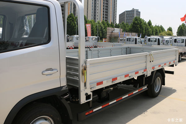 购欧马可X载货车 享高达0.6万优惠