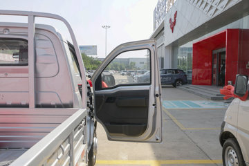  ٹ¿  1.8L 125  3.3׵΢()(˫̥)(LZW1030LT6B)ͼƬ