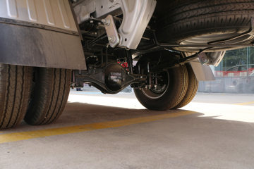  ٹ¿  1.8L 125  3.3׵΢()(˫̥)(LZW1030LT6B)ͼƬ