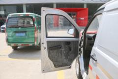 五菱 荣光S 2021款基本型封窗 76马力 1.2L汽油 2座 封闭货车(国六)