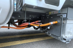 远程 锋锐F3E 3.5T 3.7米单排纯电动仓栅式微卡(JGL5039CCYBEVM1)61.8kWh