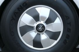 幻影&nbsp;电动牵引车底盘图片