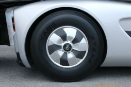 幻影&nbsp;电动牵引车底盘图片