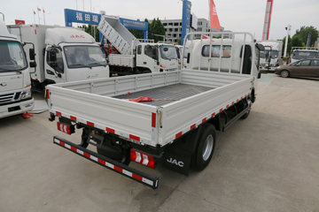 ���� ����A8 150���� 4X2 4.22�׵��������Ῠ(HFC1048B31K1C7S)ͼƬ