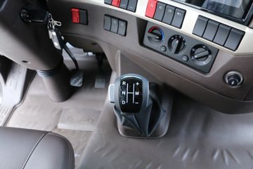 �������� ����H5 9.7�״��綯��ʽ�ػ���246kWhͼƬ