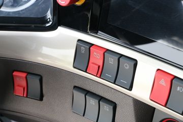 �������� ����H5 9.7�״��綯��ʽ�ػ���246kWhͼƬ