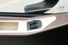 东风柳汽 乘龙H5 9.7米纯电动厢式载货车246kWh